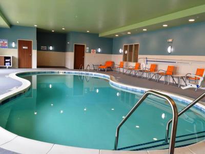 Holiday Inn Express & Suites Raleigh Airport - Brier Creek By Ihg Kültér fotó
