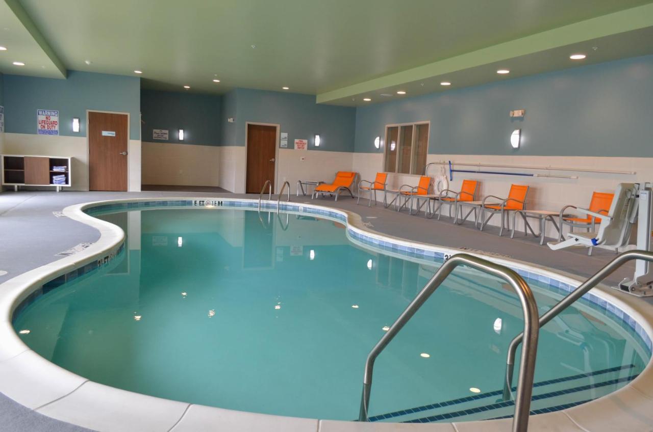 Holiday Inn Express & Suites Raleigh Airport - Brier Creek By Ihg Kültér fotó